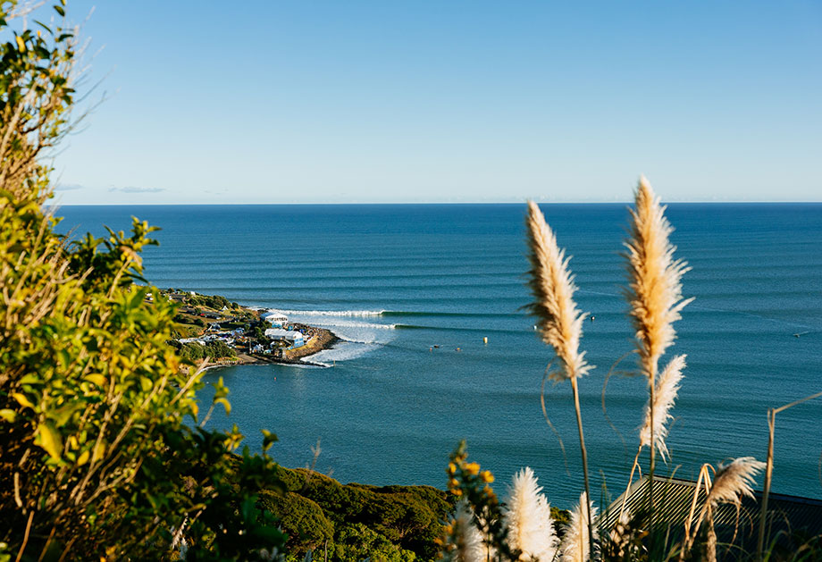 Manu Bay Raglan